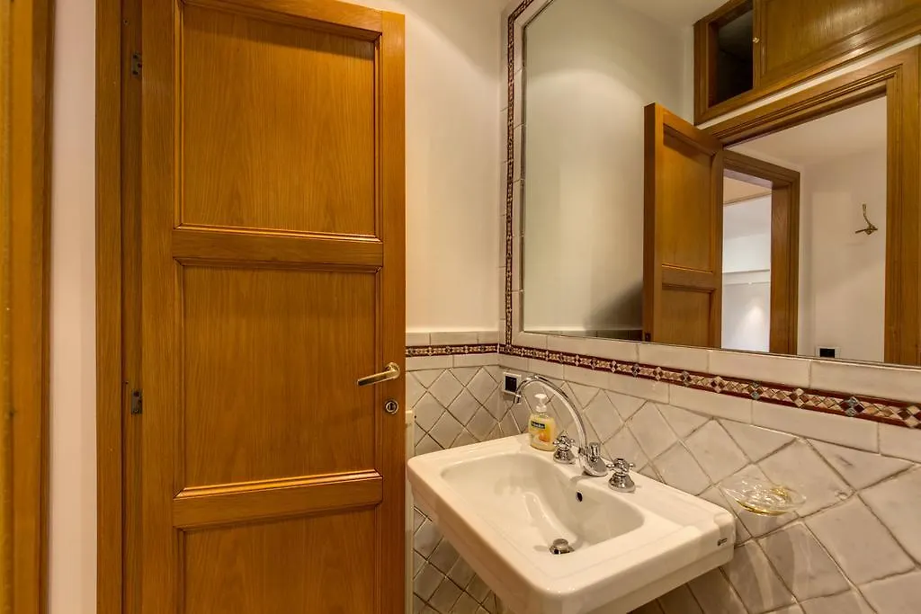 Apartment Via Margutta Hotel Rome